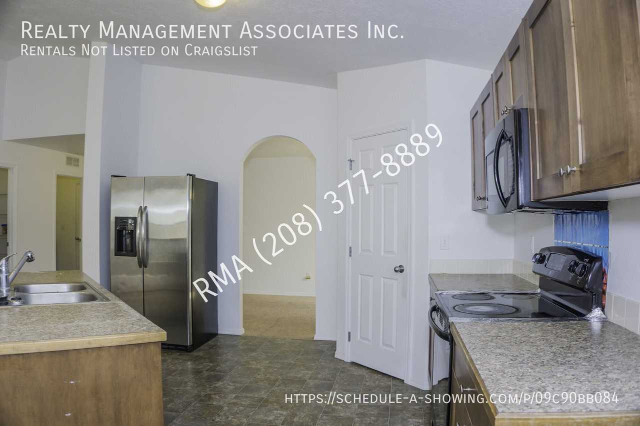 9781 W Bigwood Dr - Photo 6 of 14