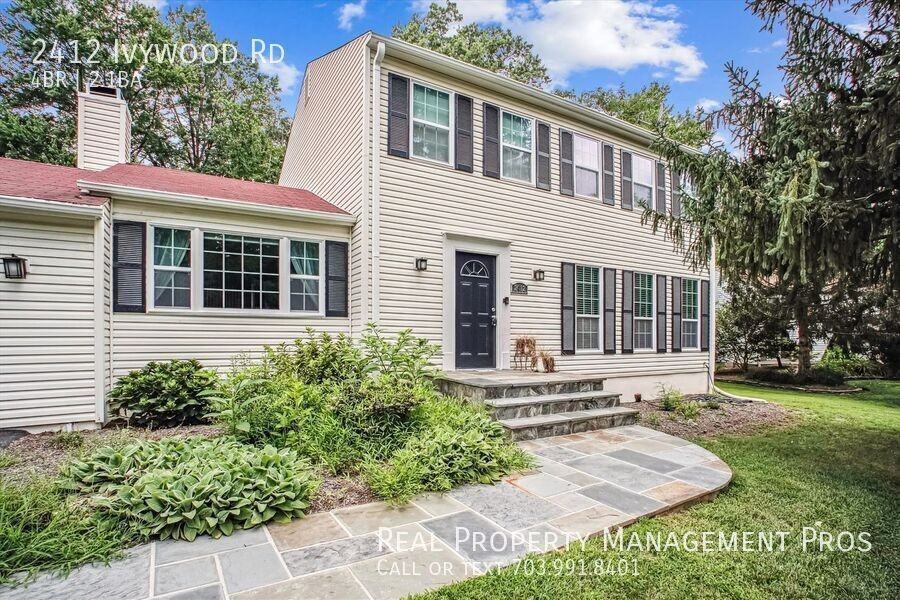 2412 Ivywood Rd - Photo 3 of 50