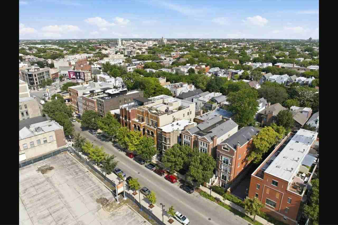 1128 West Diversey Parkway, Unit 1R - Photo 2 of 13