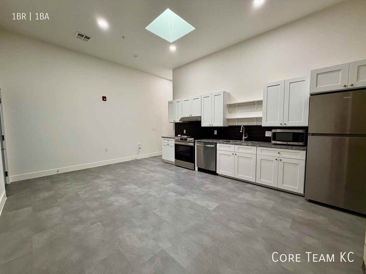 3100 Gillham Plz #227 - Photo 2 of 20