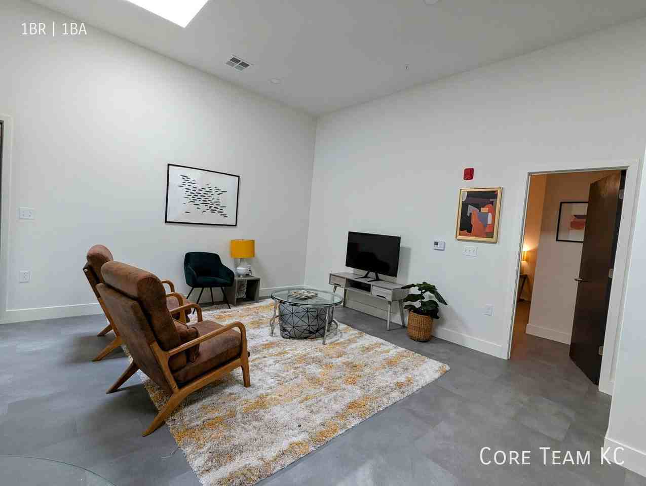 3100 Gillham Plz #227 - Photo 3 of 20
