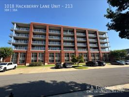 featured image of 1018 Hackberry Ln #213