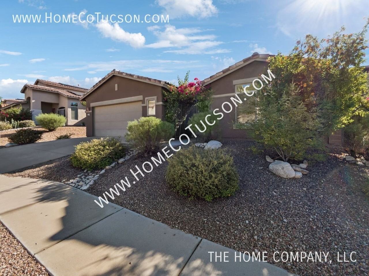 4232 N Sunset Cliff Dr - Photo 3 of 50