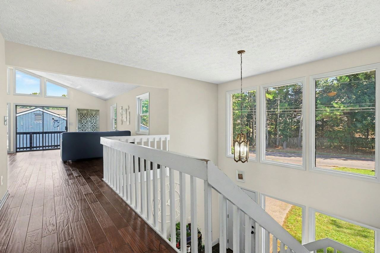 3169 North Hembree Road - Photo 6 of 39