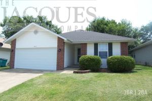 featured image of 1632 E Adams St