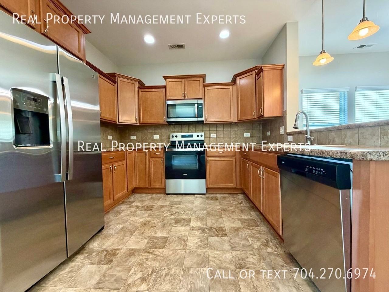13734 Porter Creek Rd - Photo 3 of 16