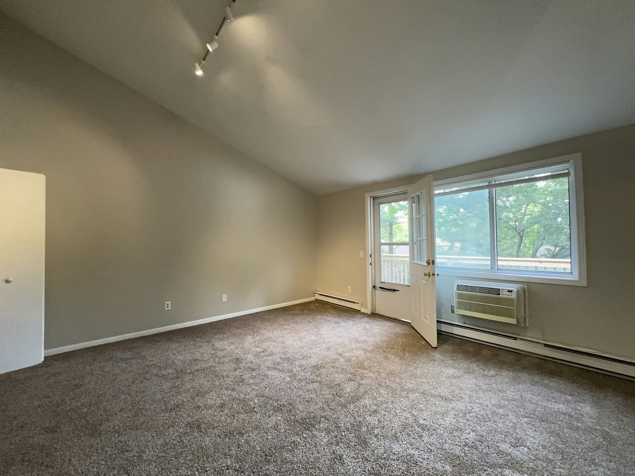 1230 East Dayton Street, Unit 3 - Photo 2 of 21