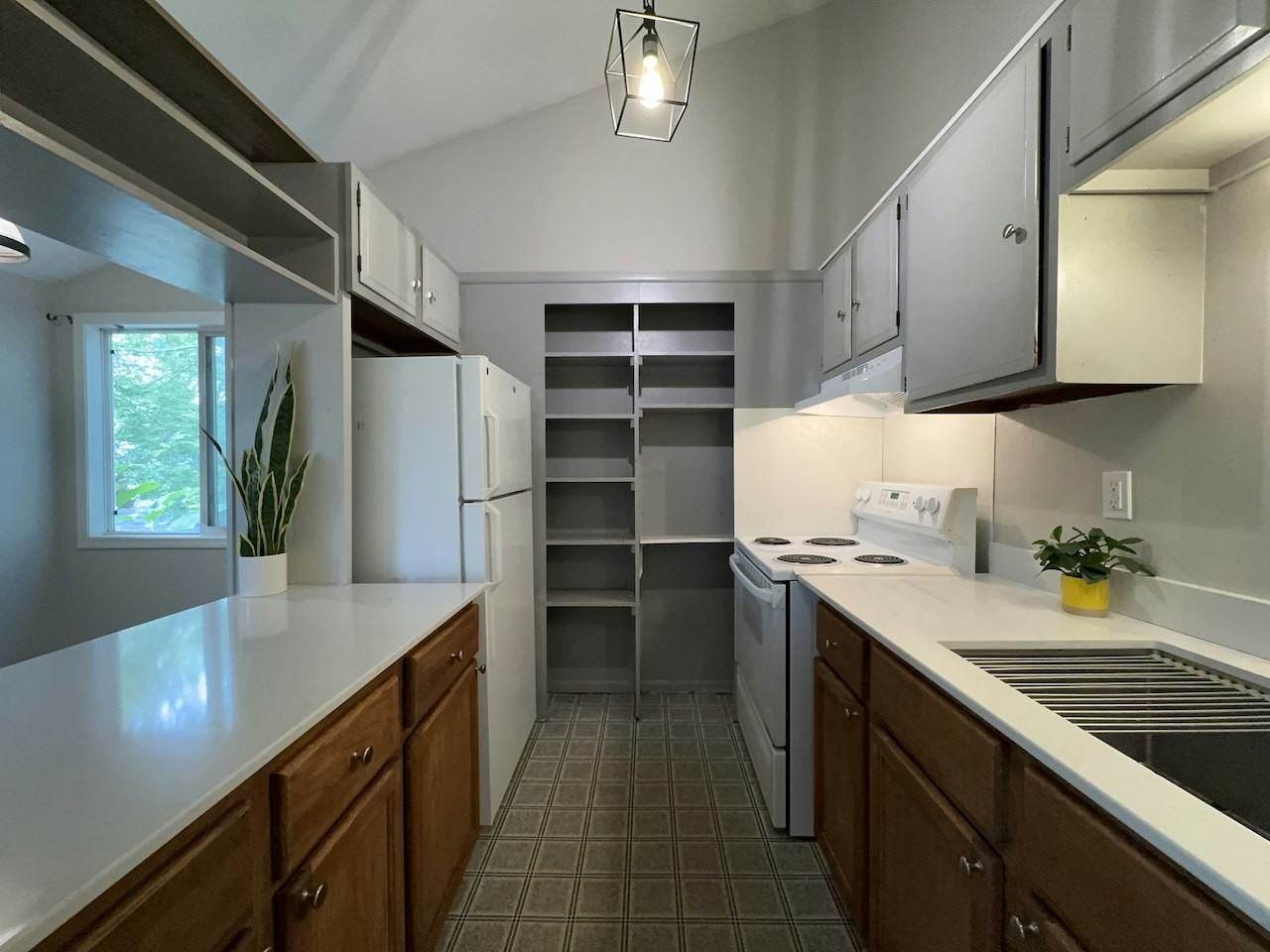 1230 East Dayton Street, Unit 3 - Photo 4 of 21