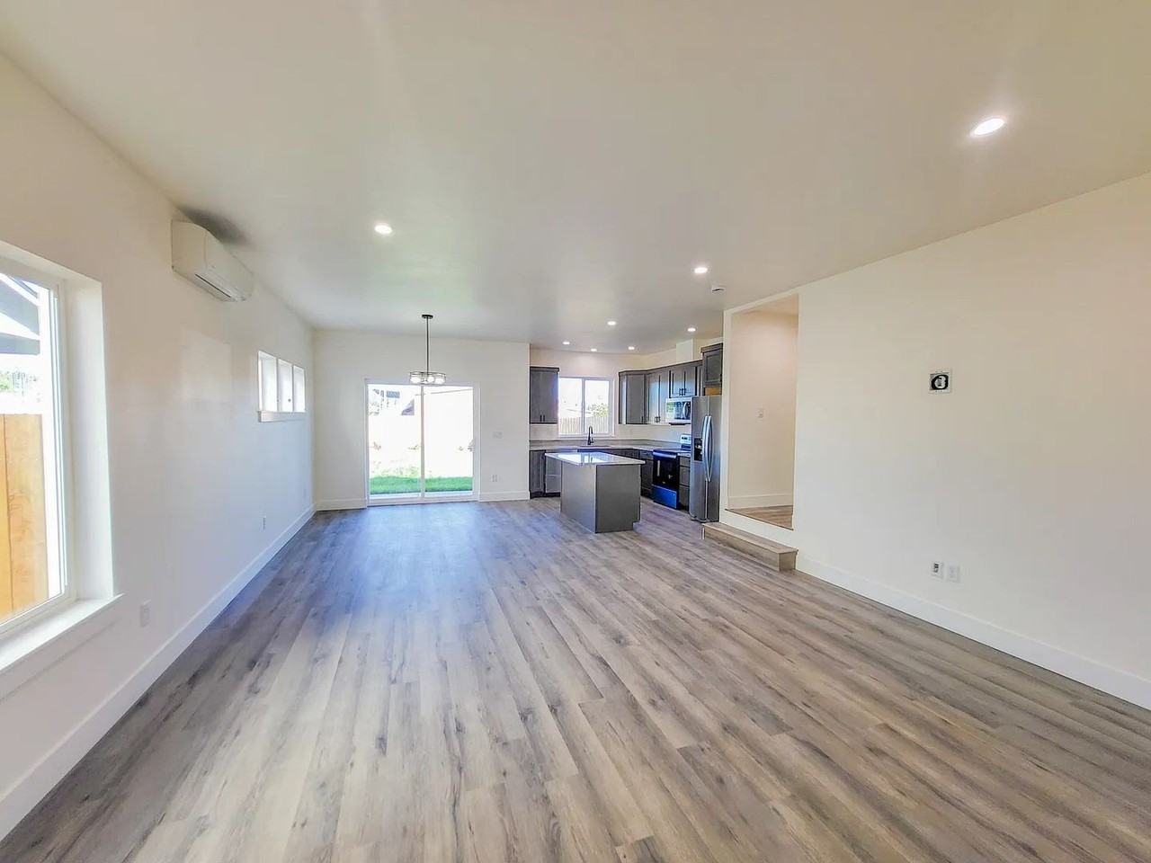 135 Sweet Ln - Photo 6 of 9