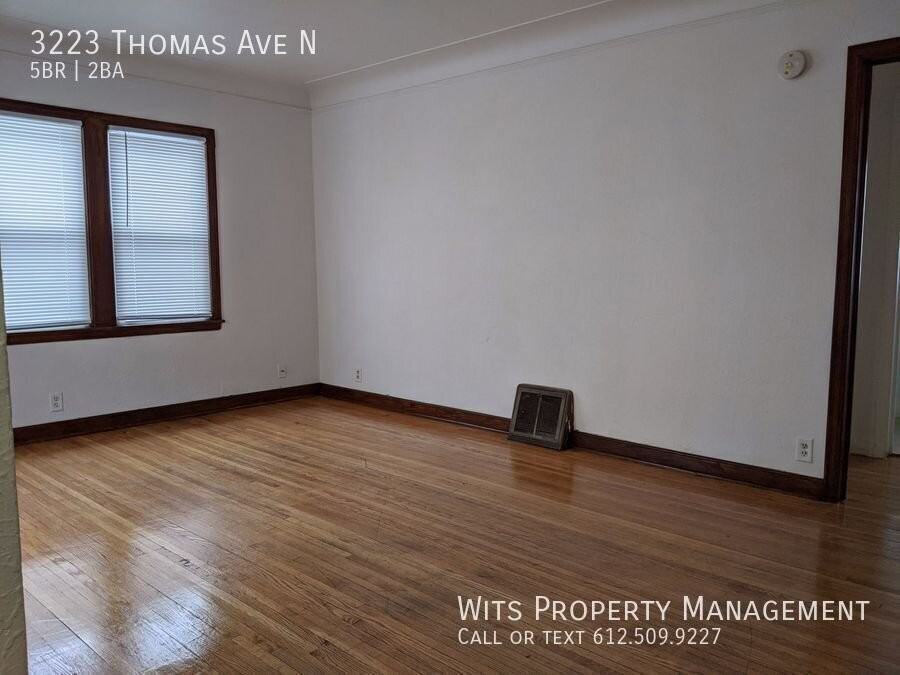 3223 Thomas Ave N - Photo 2 of 17