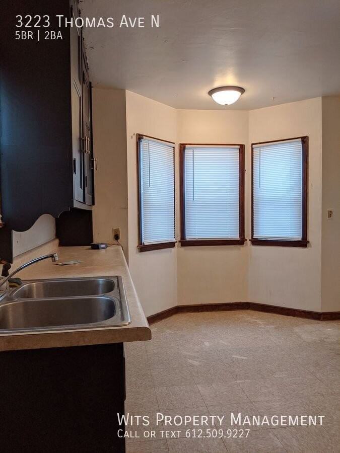 3223 Thomas Ave N - Photo 6 of 17