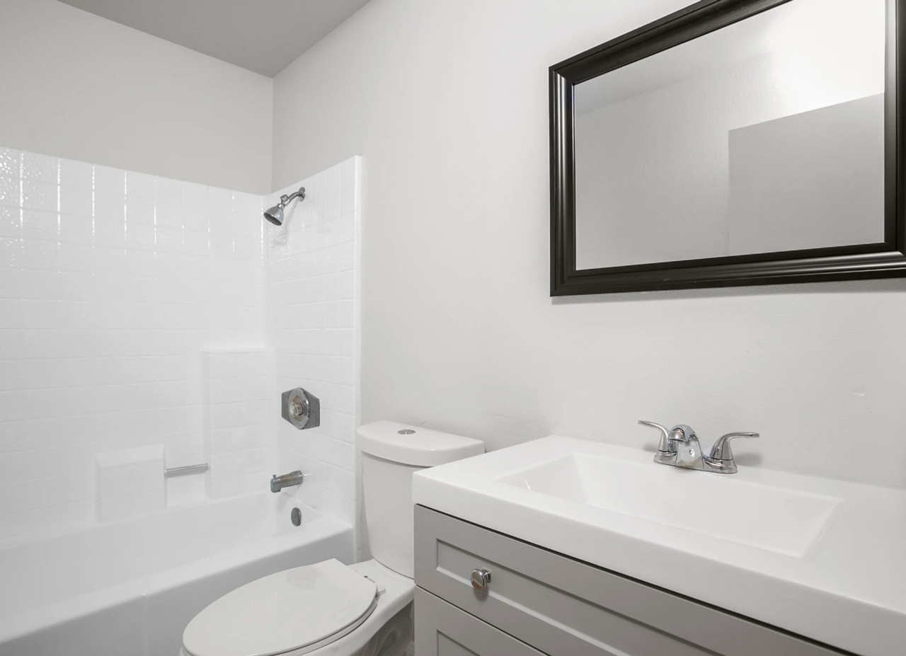 3rd Ave. Townhomes - Photo 7 of 8
