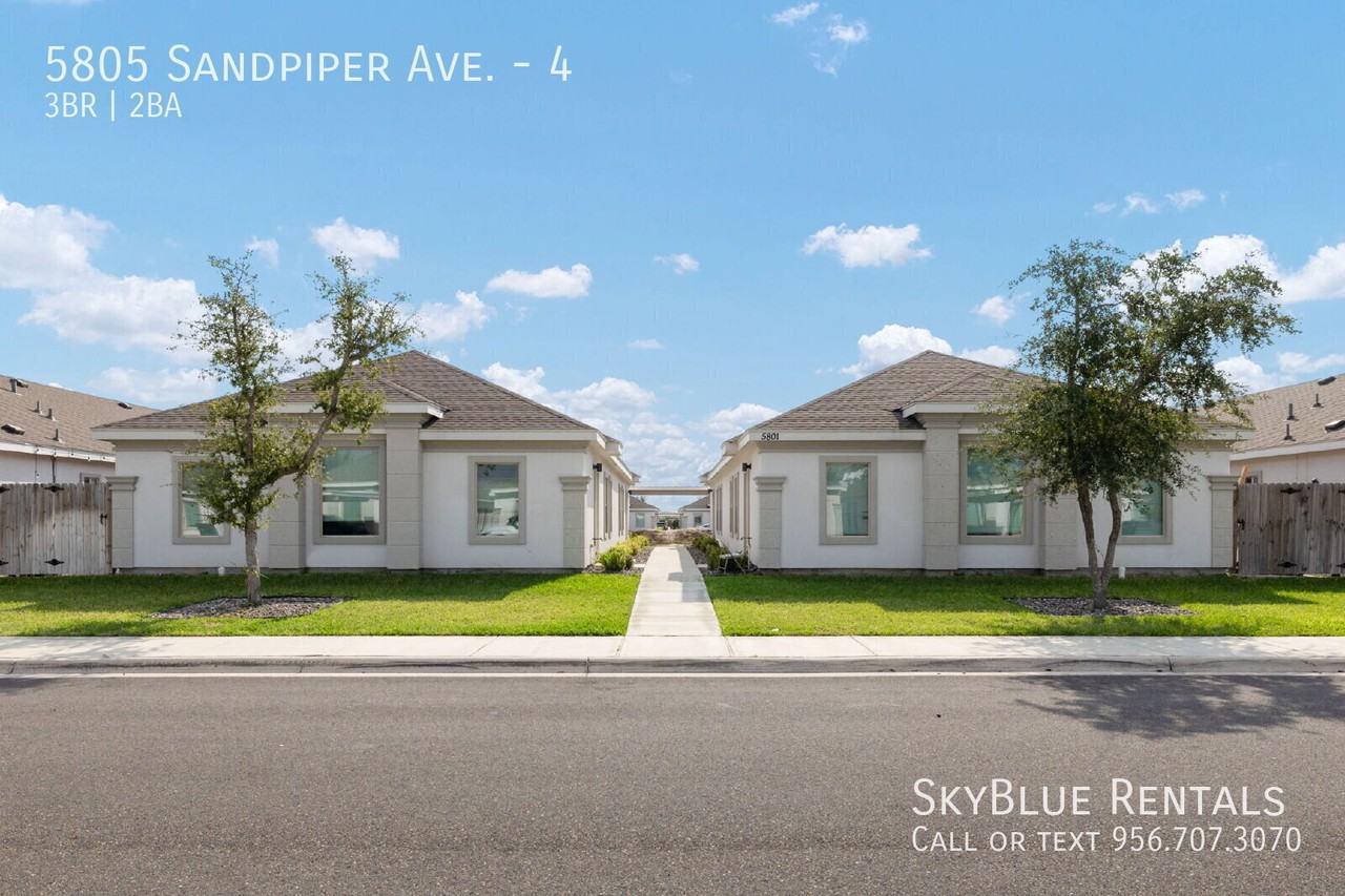 5805 Sandpiper Ave #4 - Photo 4 of 18