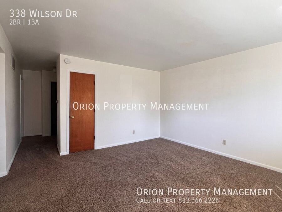 338 Wilson Dr - Photo 4 of 14