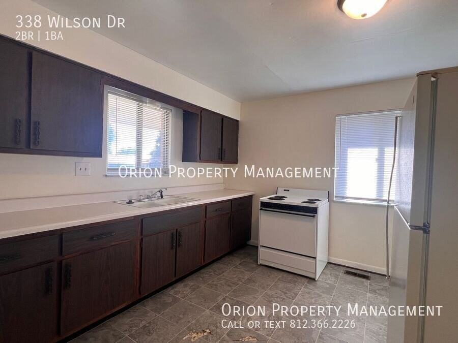 338 Wilson Dr - Photo 6 of 14