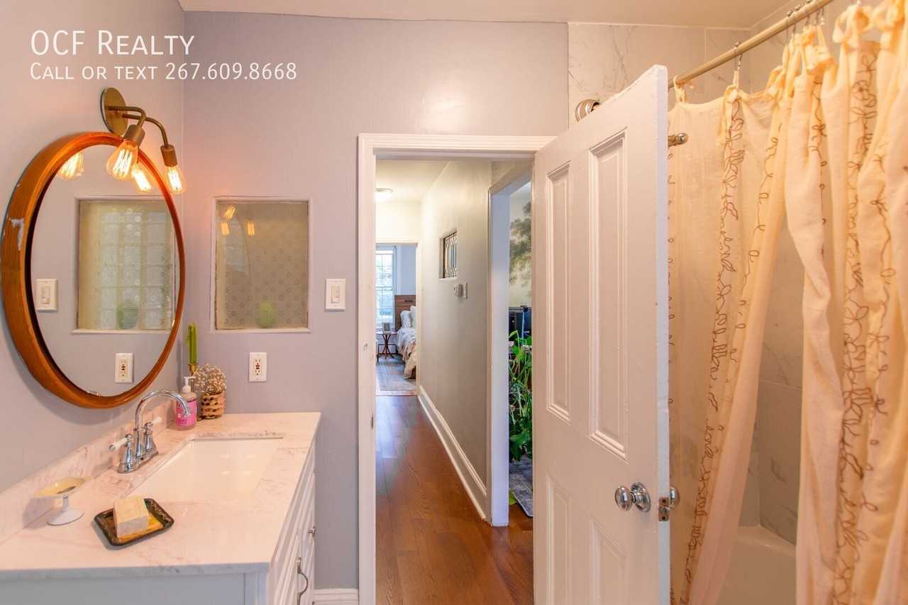 308 Kater St - Photo 5 of 20