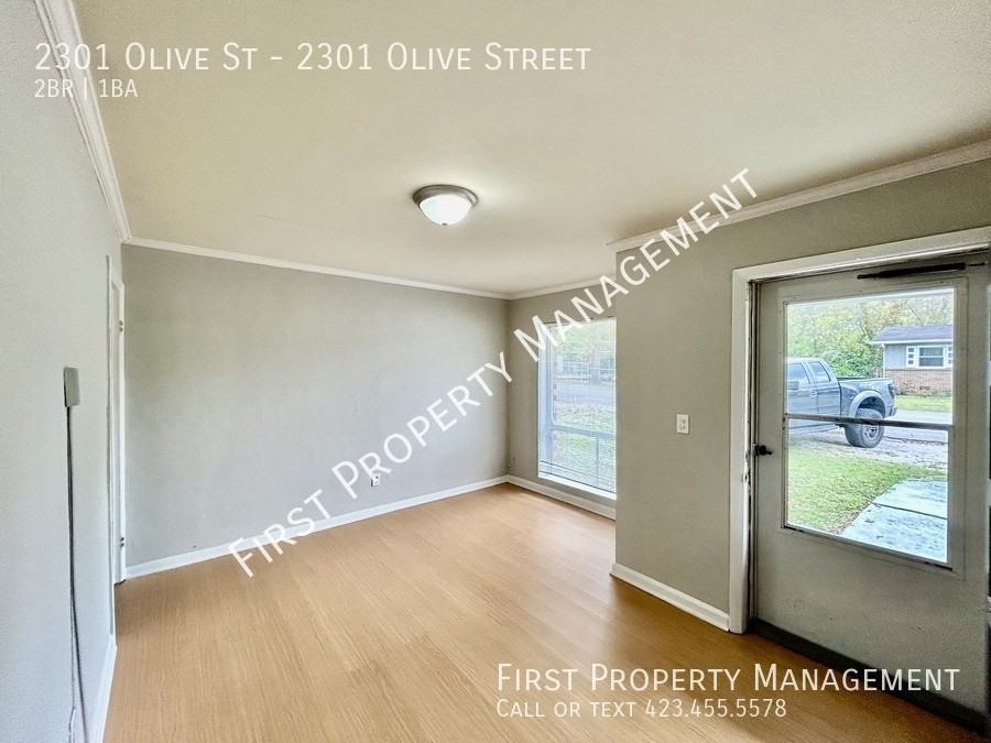 2301 Olive St - Photo 3 of 14