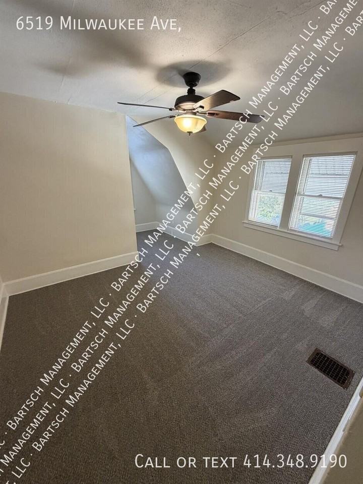 6519 Milwaukee Ave - Photo 5 of 8