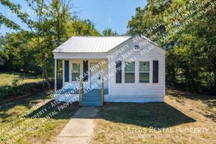 2105 5th St E - Photo 1 of 1
