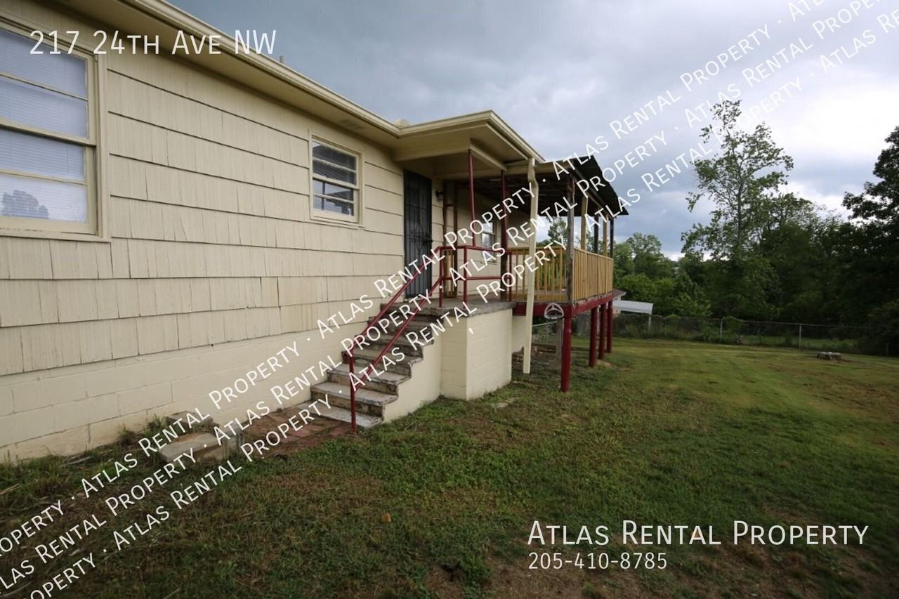 217 24th Ave Nw - Photo 5 of 35