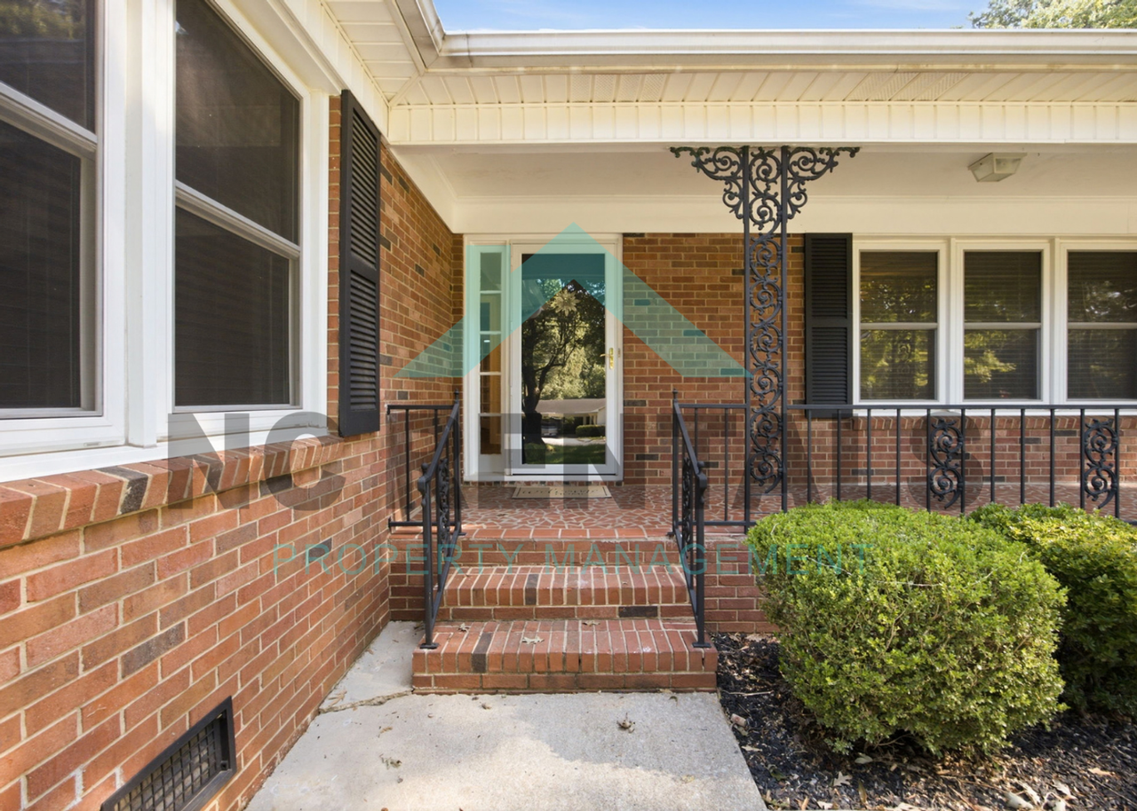 706 Hedrick Dr - Photo 5 of 46