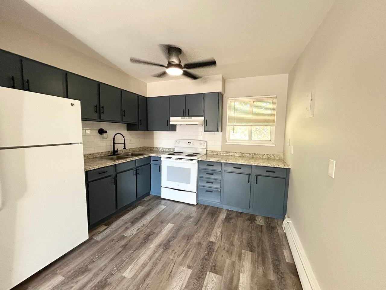 322 Bonnie Court - Photo 2 of 4