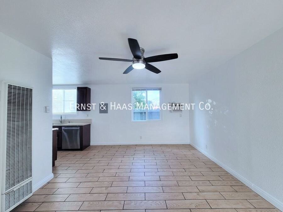 743 W 4th St - Photo 4 of 15
