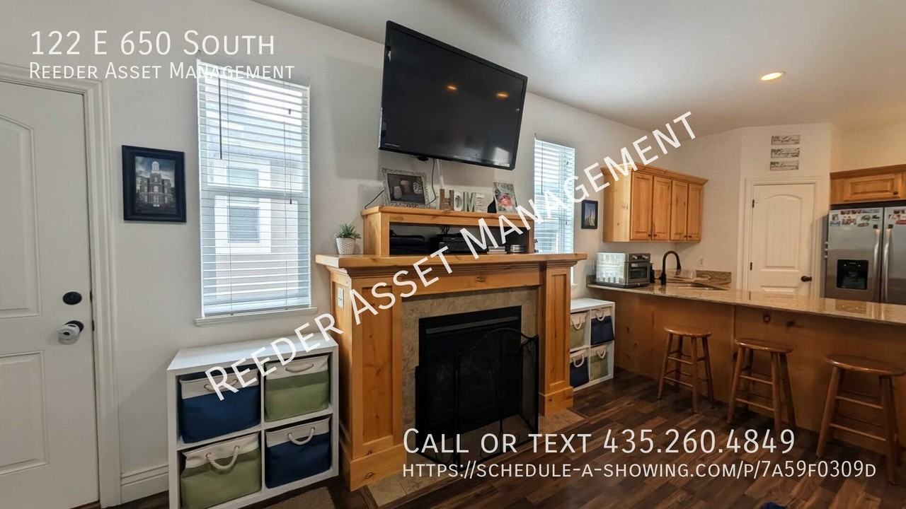 122 E 650 S - Photo 6 of 33