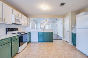 featured image of 12824 Saint Mary Dr