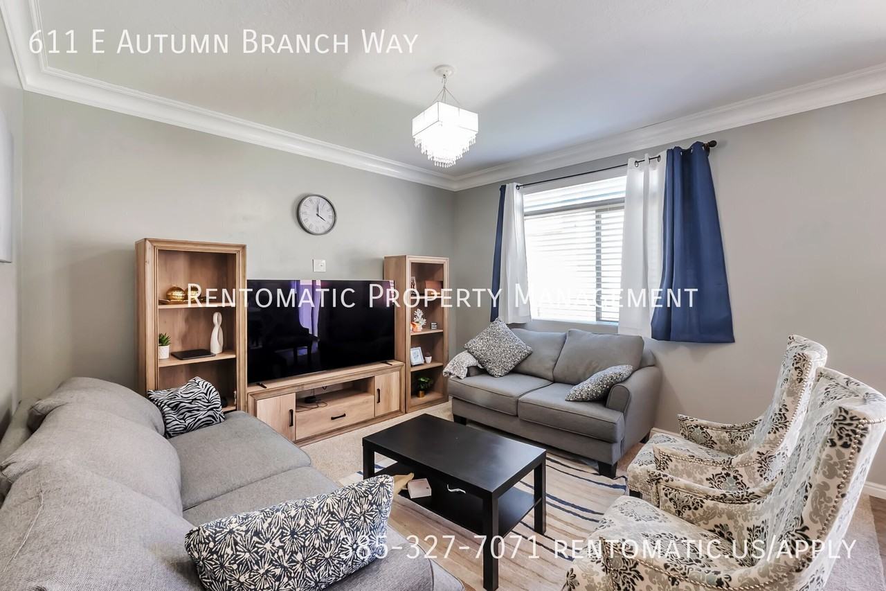 611 E Autumn Branch Way - Photo 2 of 21