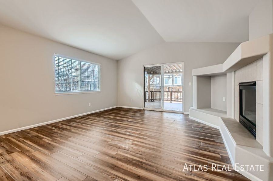 427 Tumbleweed Dr - Photo 4 of 36