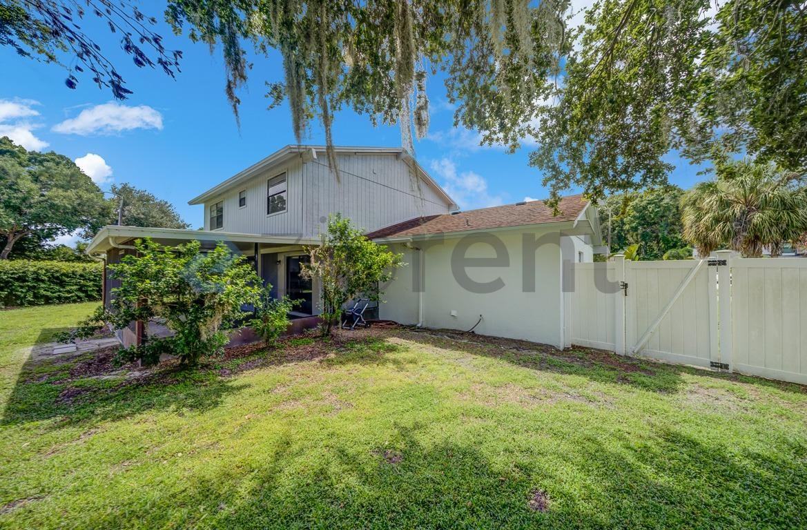 4901 Dewey Rose Ct - Photo 2 of 27