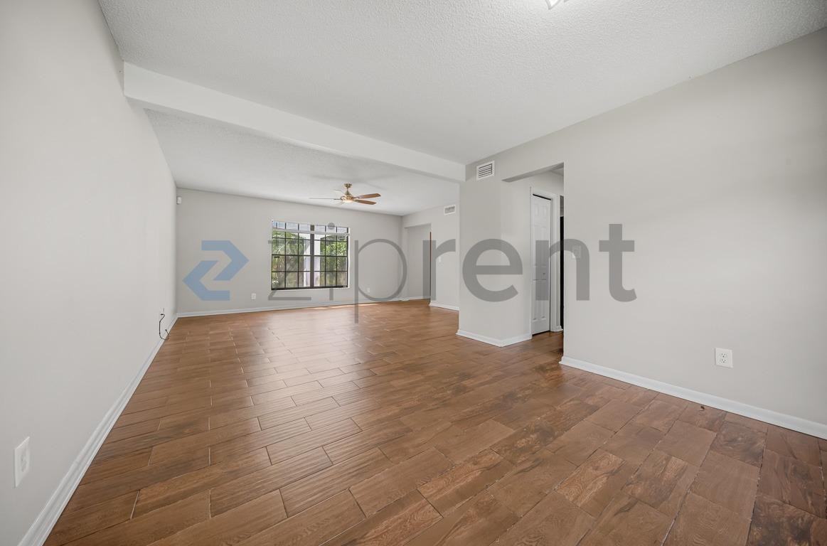 4901 Dewey Rose Ct - Photo 7 of 27