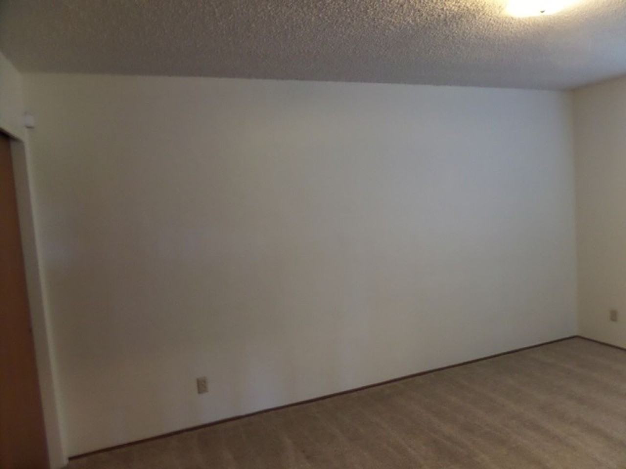 1076 Lincoln Ave - Photo 6 of 16