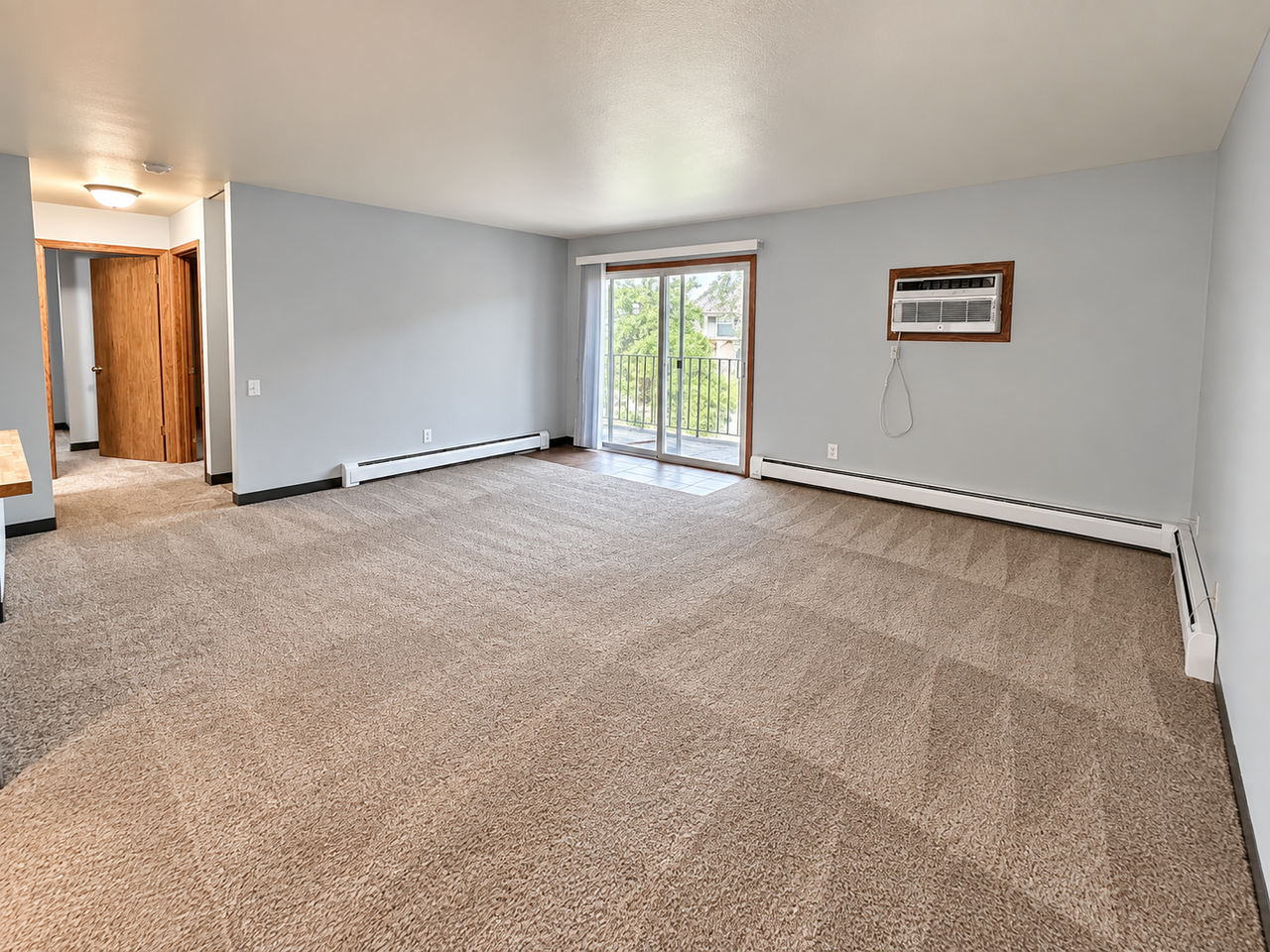 717 Kingston Way #6 - Photo 5 of 14