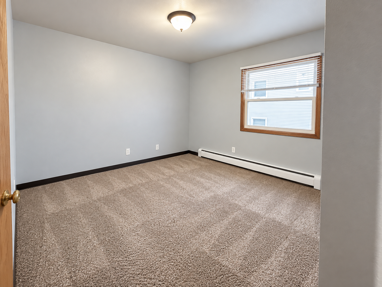717 Kingston Way #6 - Photo 7 of 14