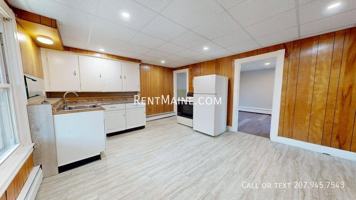 featured image of 131 College Ave #4