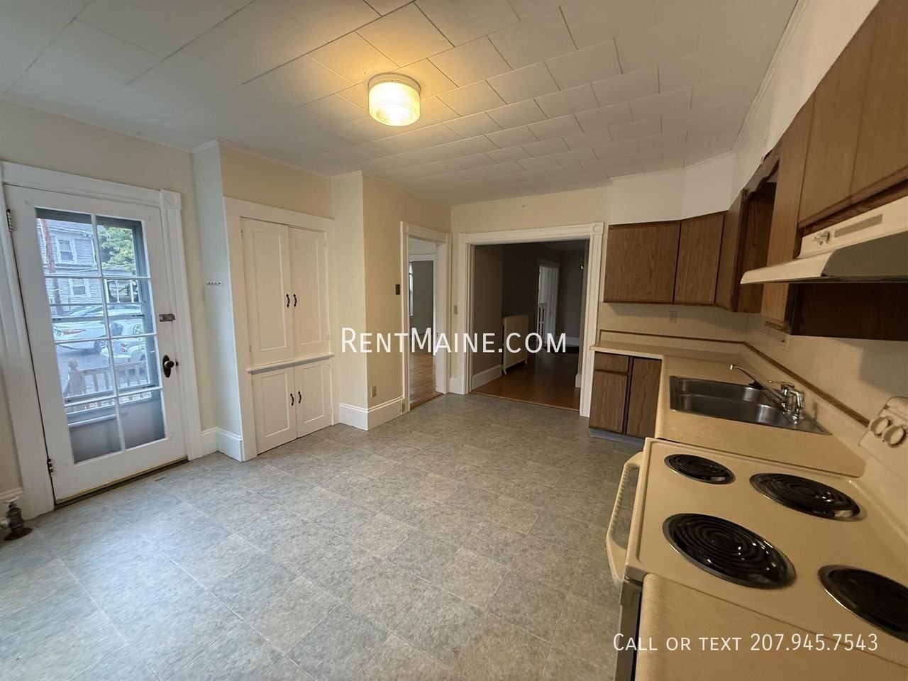 100 Main St #1 - Photo 7 of 18