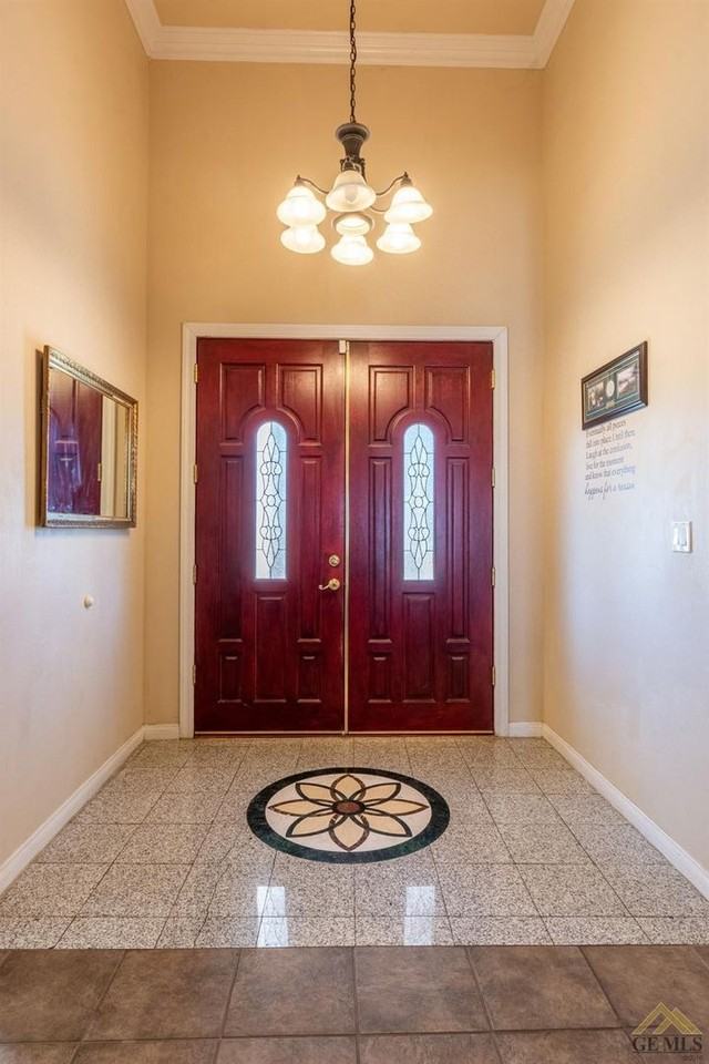 10706 Mescalero Ct - Photo 3 of 16