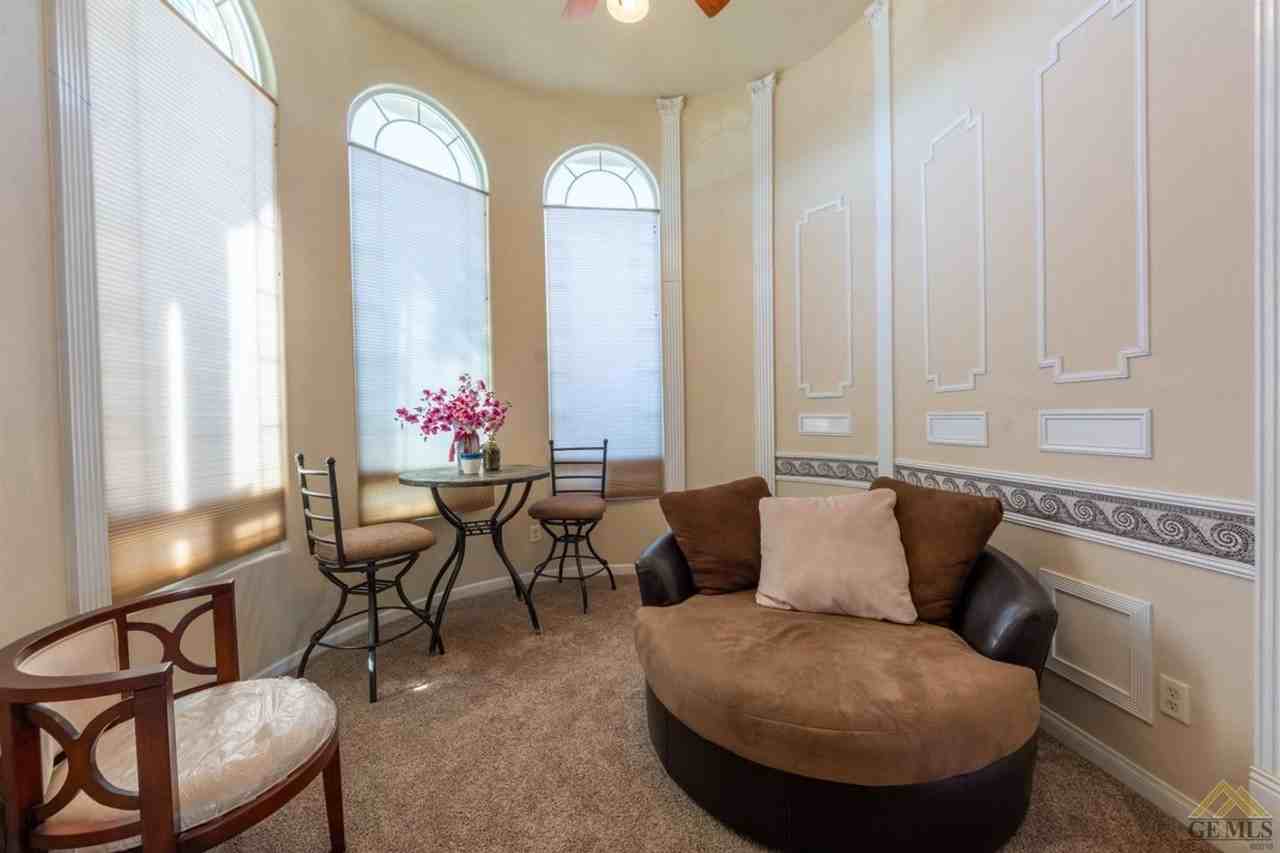 10706 Mescalero Ct - Photo 6 of 16