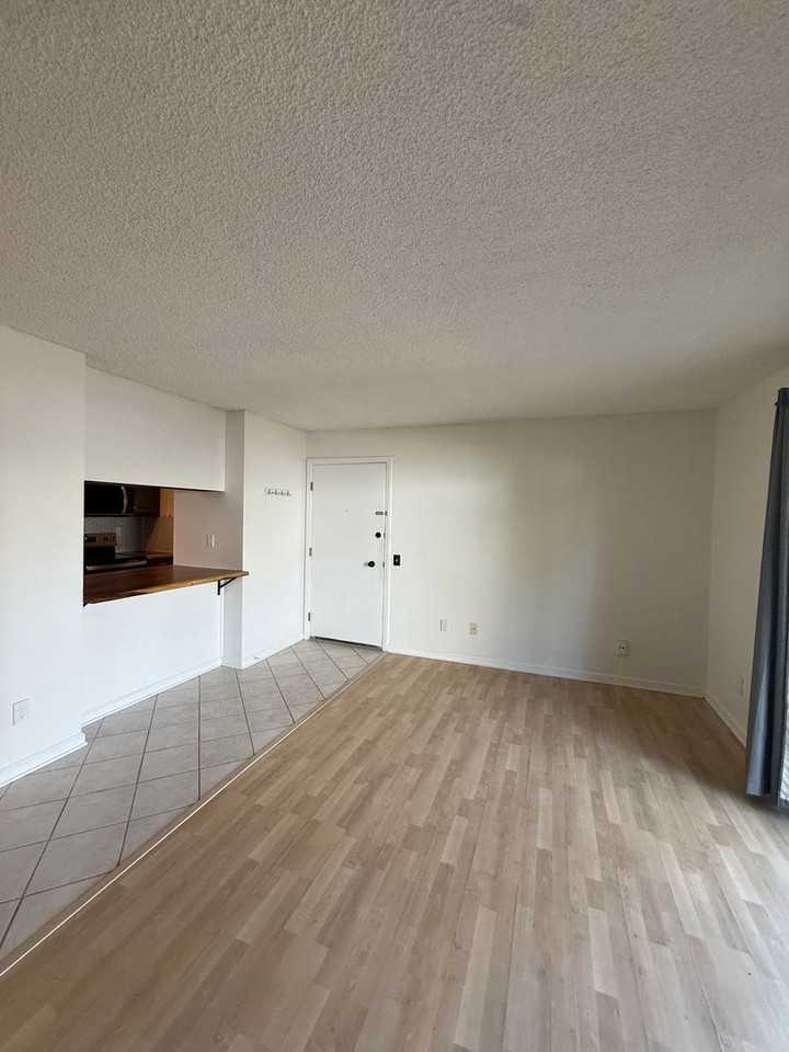 5700 Baltimore Dr #55 - Photo 5 of 19