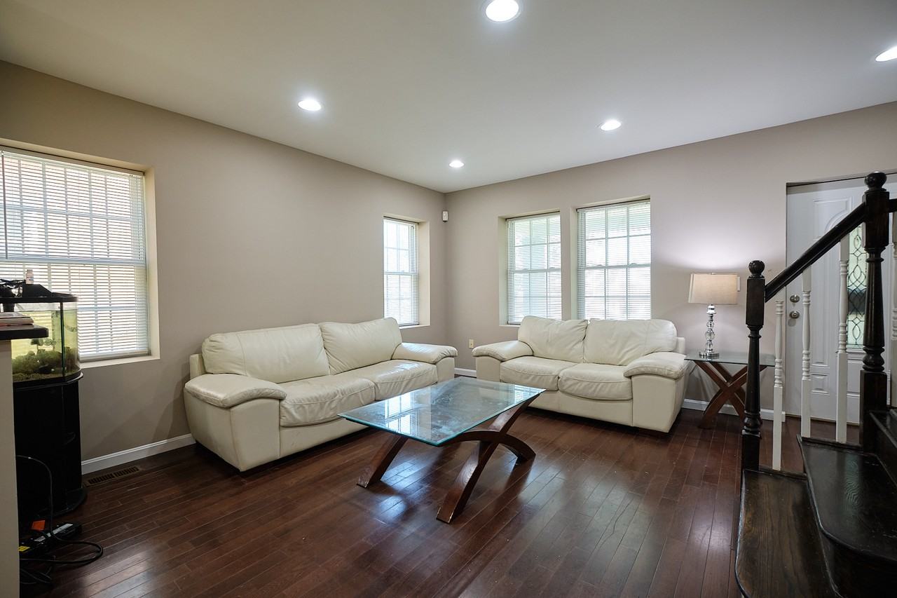3971 Blaine St Ne - Photo 4 of 40