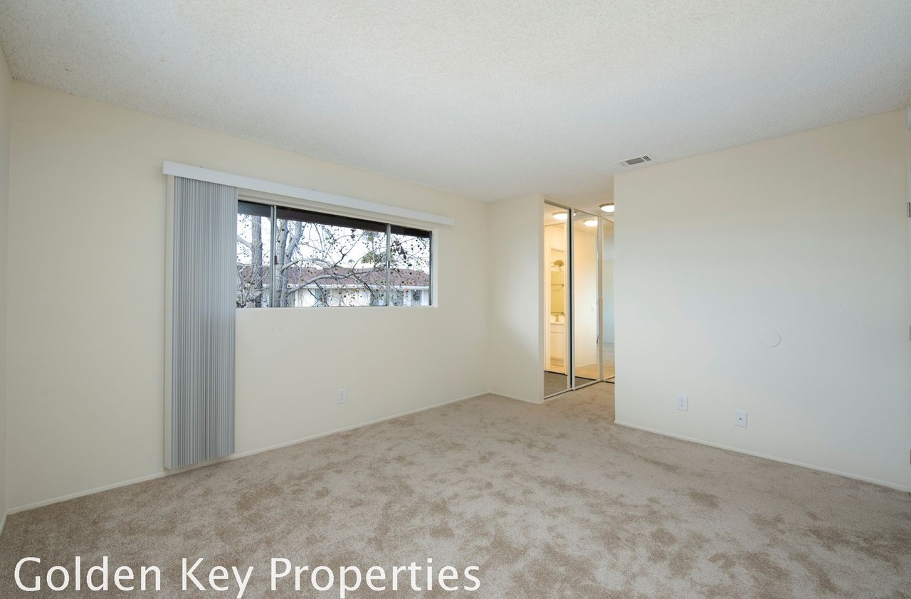 1222 Palomar Pl #C - Photo 3 of 15