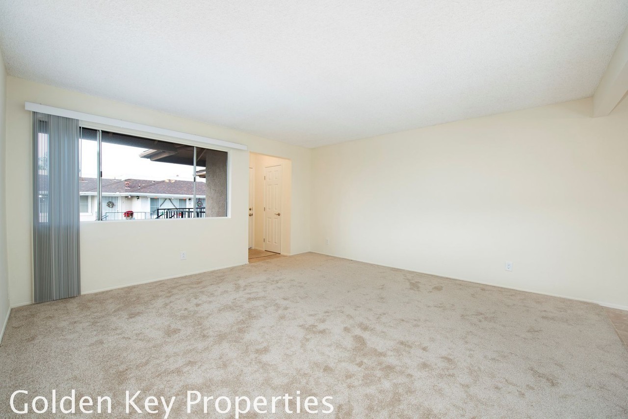 1222 Palomar Pl #C - Photo 6 of 15