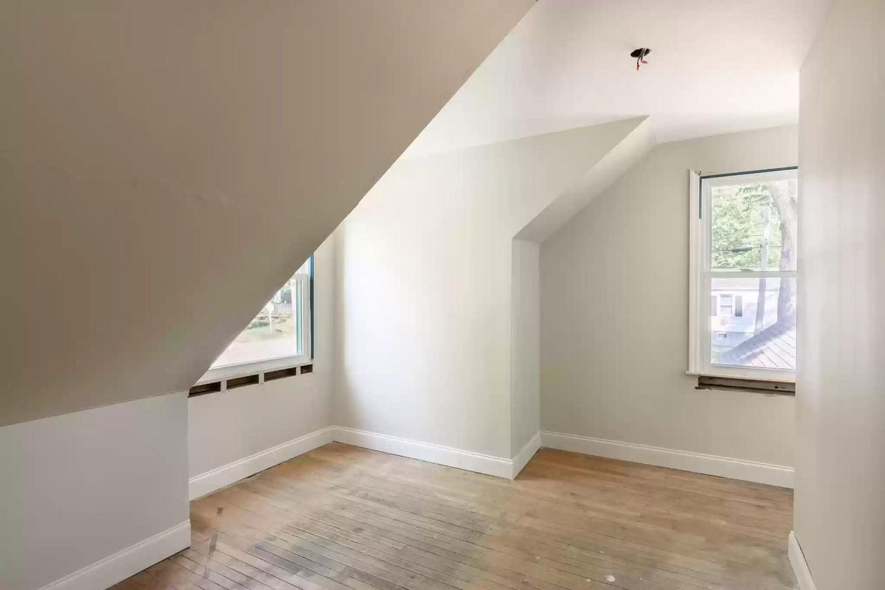 126 Hunt Ave - Photo 7 of 23