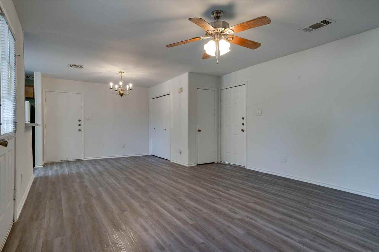 1720 Rawhide Loop - Photo 4 of 20
