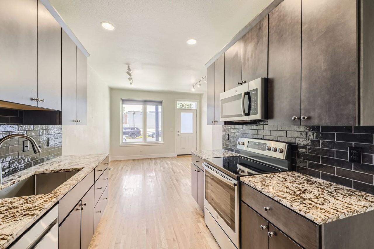 3510 N Gilpin St - Photo 3 of 17