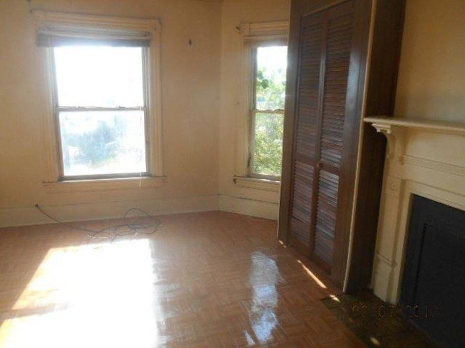 471 Oregon Ave - Photo 5 of 8
