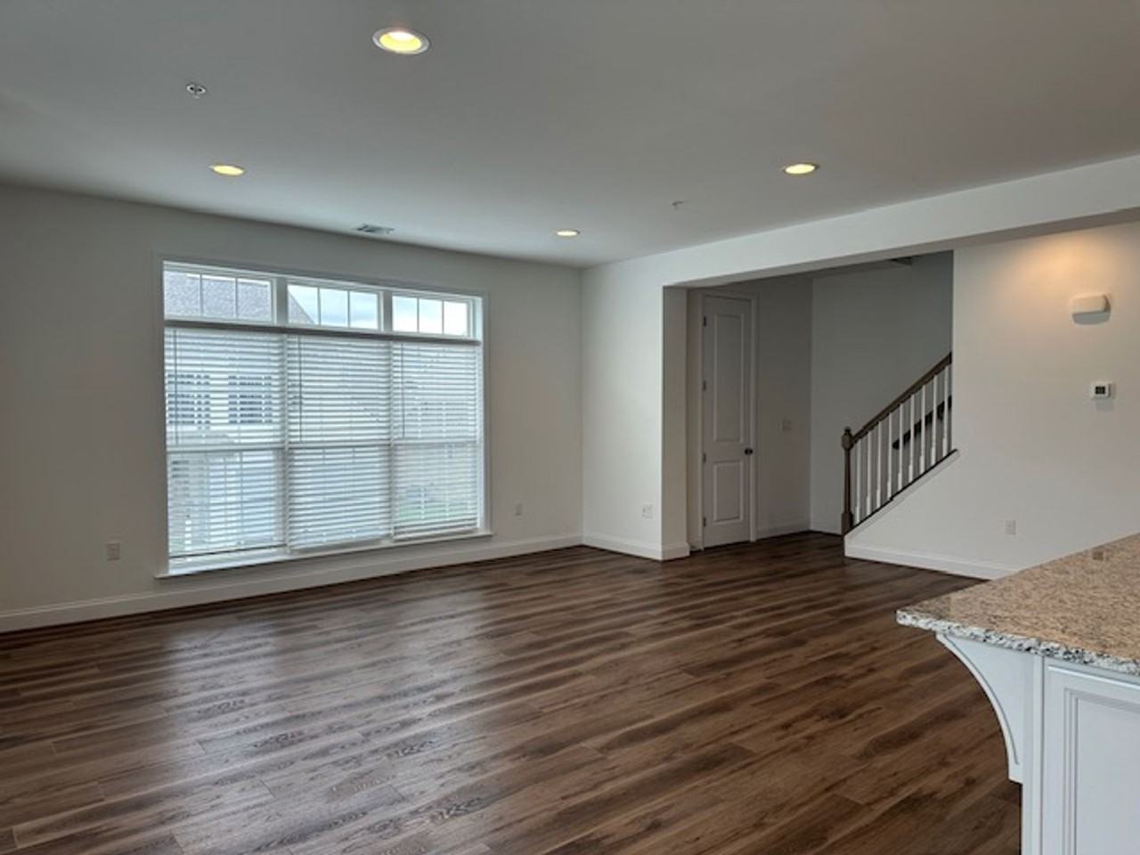 3118 Detweiler Ln - Photo 4 of 17