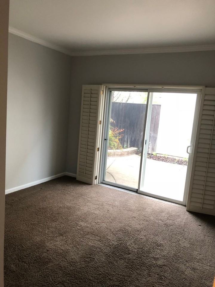756 Whitworth Ct - Photo 6 of 13